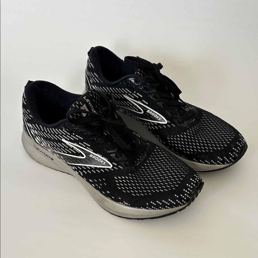 Women’s Brooks Levitate Black and Gray Athletic Shoes